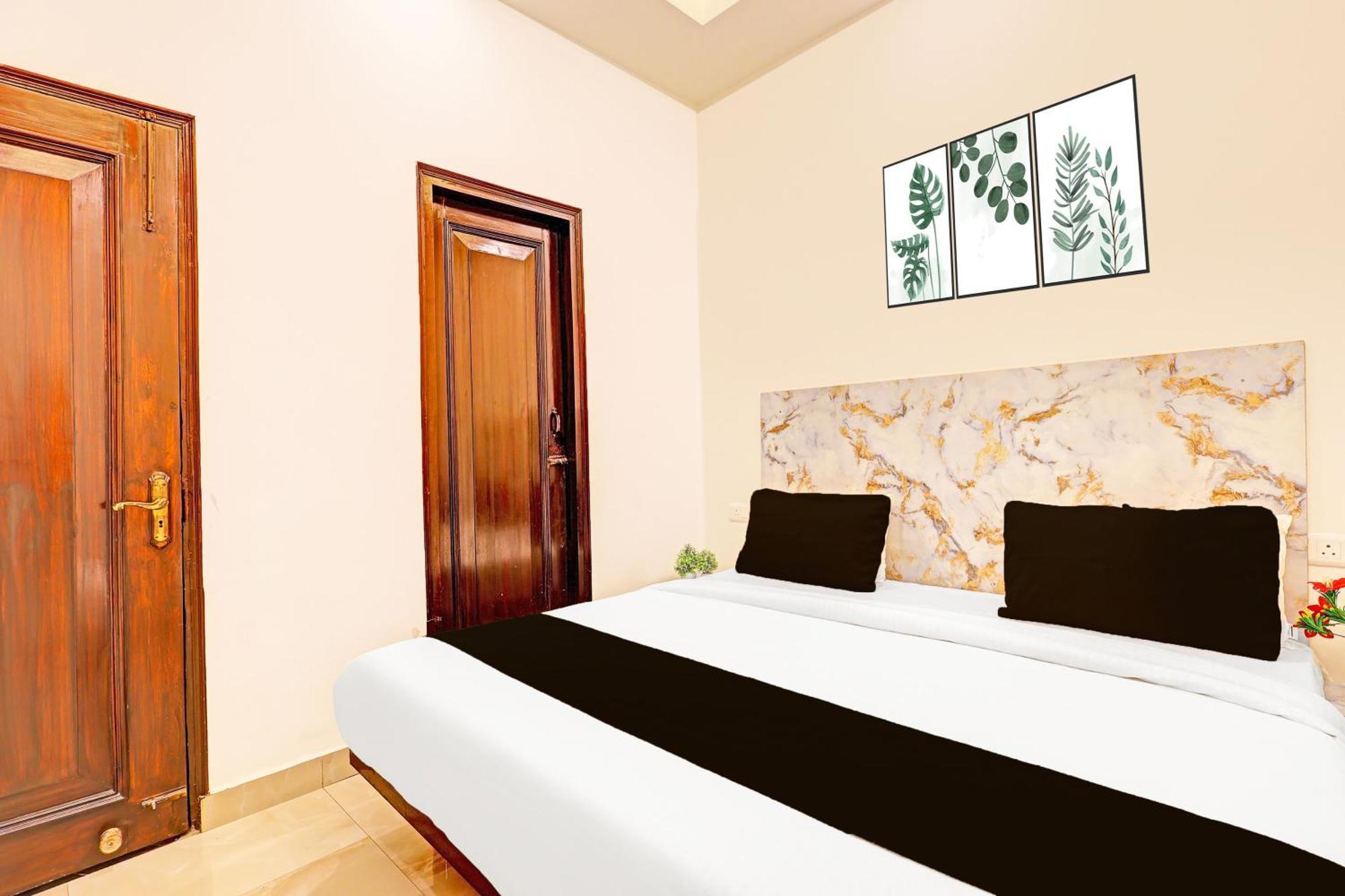 The Krishna'S Bliss Ghaziabad Exterior foto